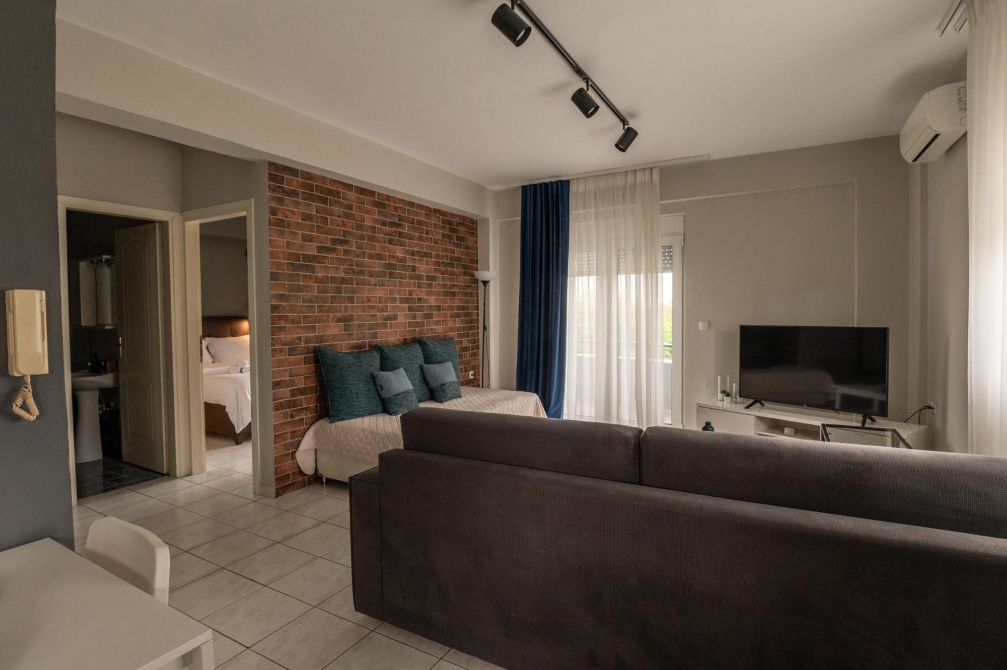 Likehome Apartments 오레스티아스 외부 사진